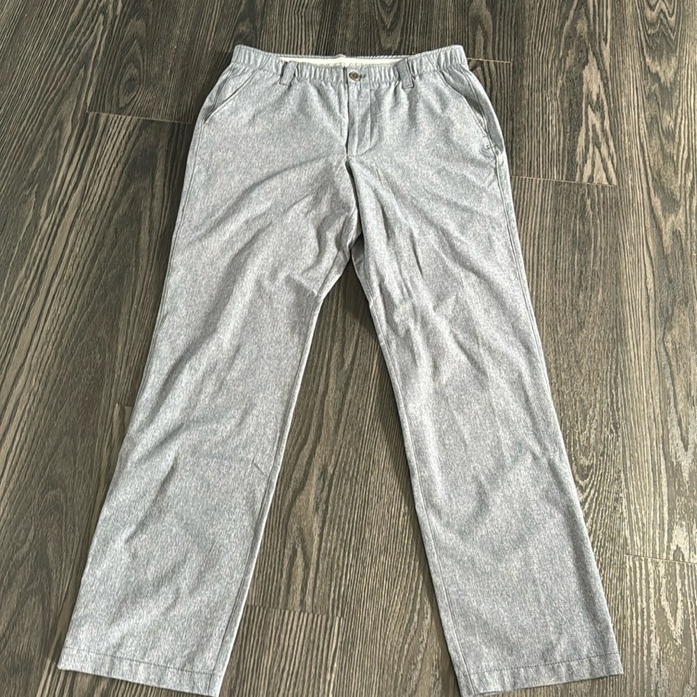 🍍UNDER ARMOUR GOLF PANTS🍍SIZE 34/32🍍T-2